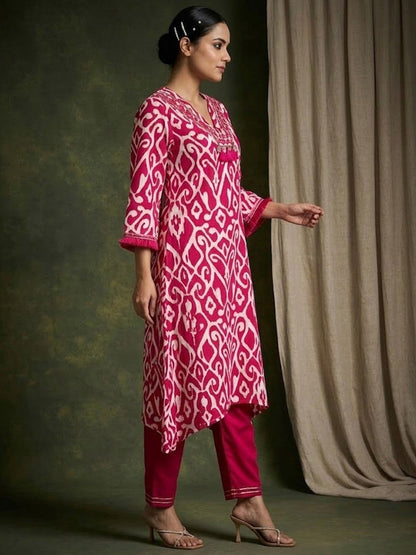 Printed V-Neck Kurta & Trousers
