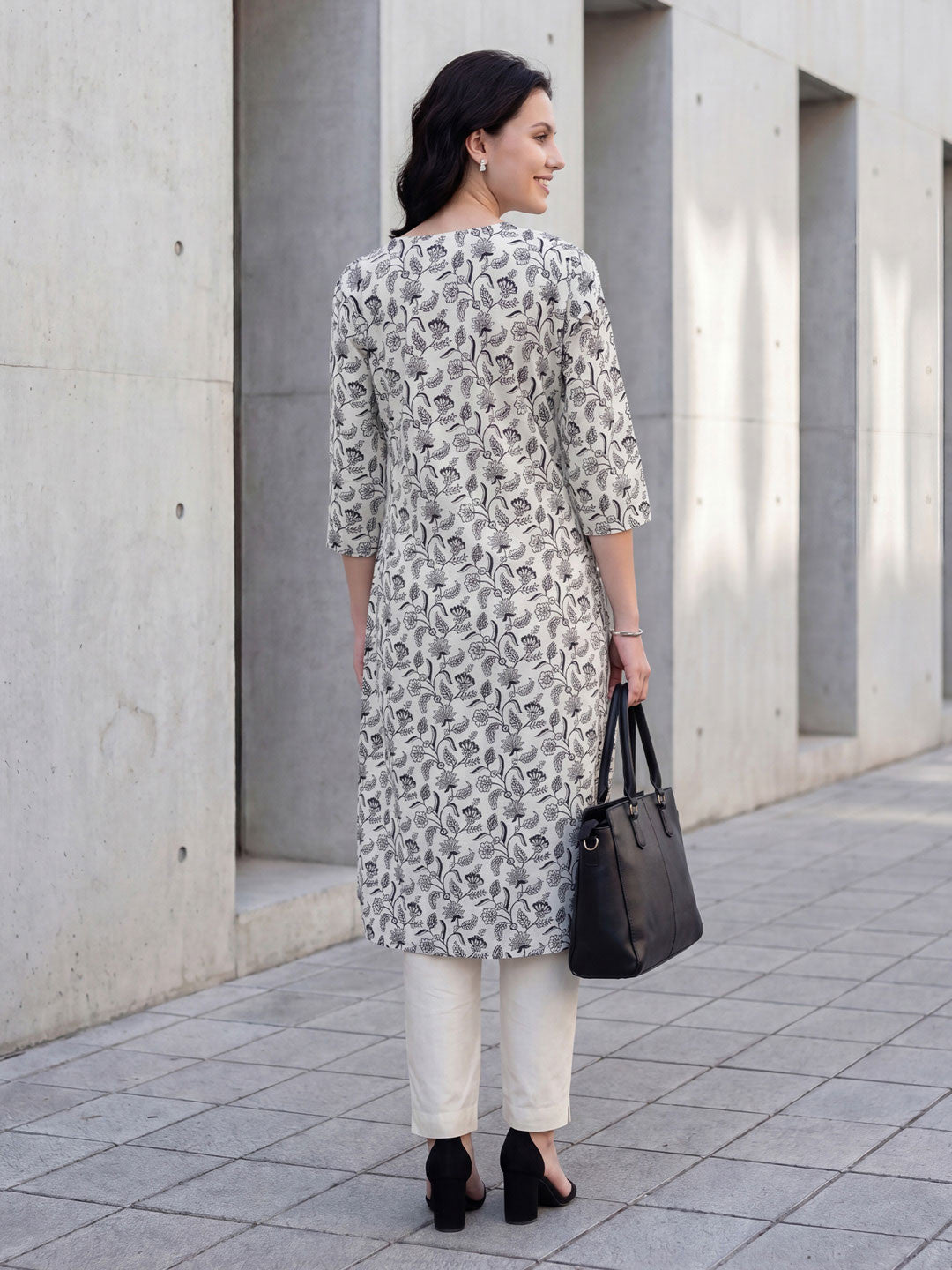 Women Ethnic Motifs Printed Regular Pure Cotton Kurta with Trousers & With Dupatta