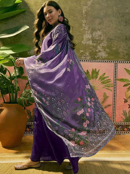 Dhiyona SN Embroidered Square Neck Kurta & Palazzos Kurta Set