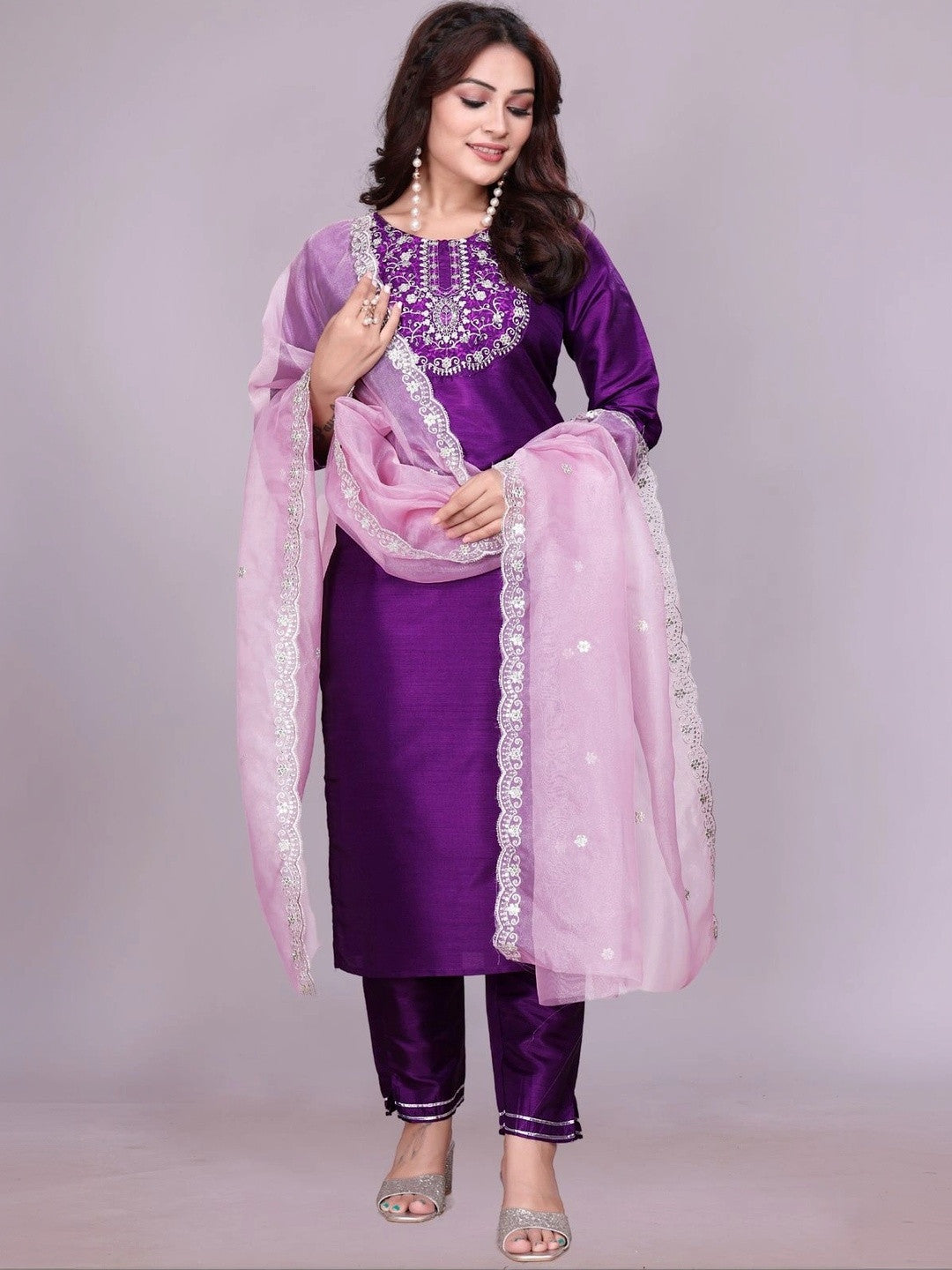 Women Ethnic Motifs Embroidered Regular Kurta with Trousers & With Dupatta