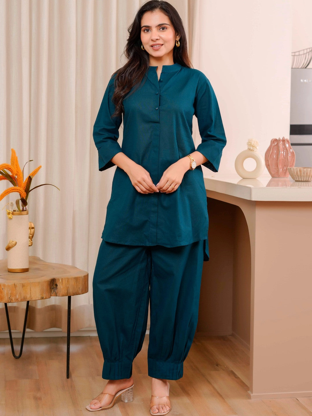 Women Regular Pure Cotton Kurta with Patiala