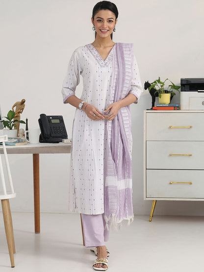 Women Ethnic Motifs Printed Regular Kurta with Trousers & With Dupatta