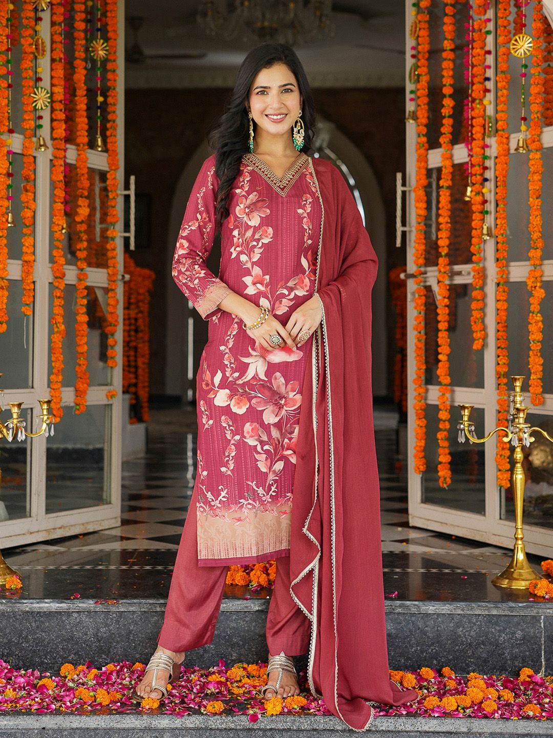 Dhiyona KL Floral Printed Sequinned V-Neck Straight Kurta With Trousers & Dupatta