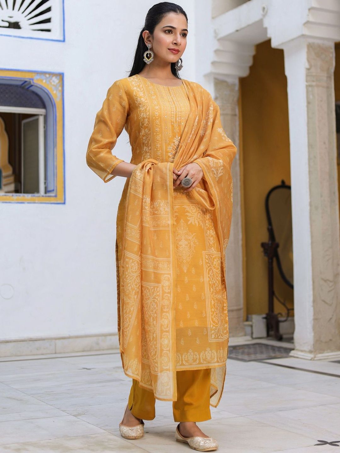 Dhiyona RR Women's Ethnic Motifs Printed Chanderi Cotton Kurta With Trousers & Dupatta