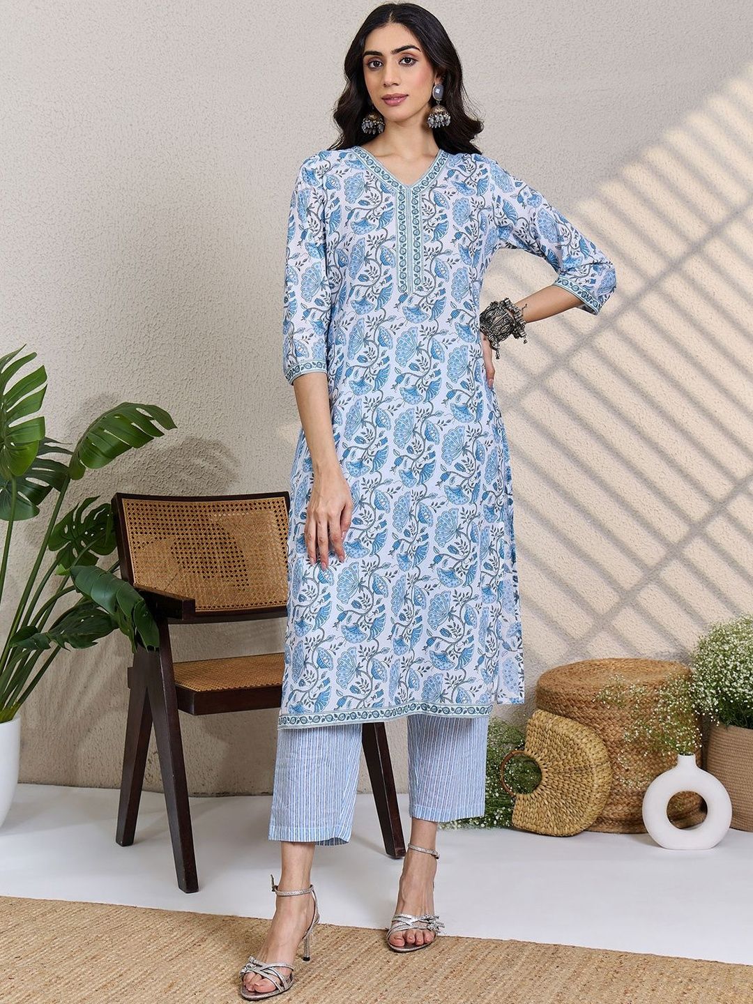 Dhiyona IE Women Ethnic Motifs Printed Pure Cotton Kurta with Trousers & Dupatta