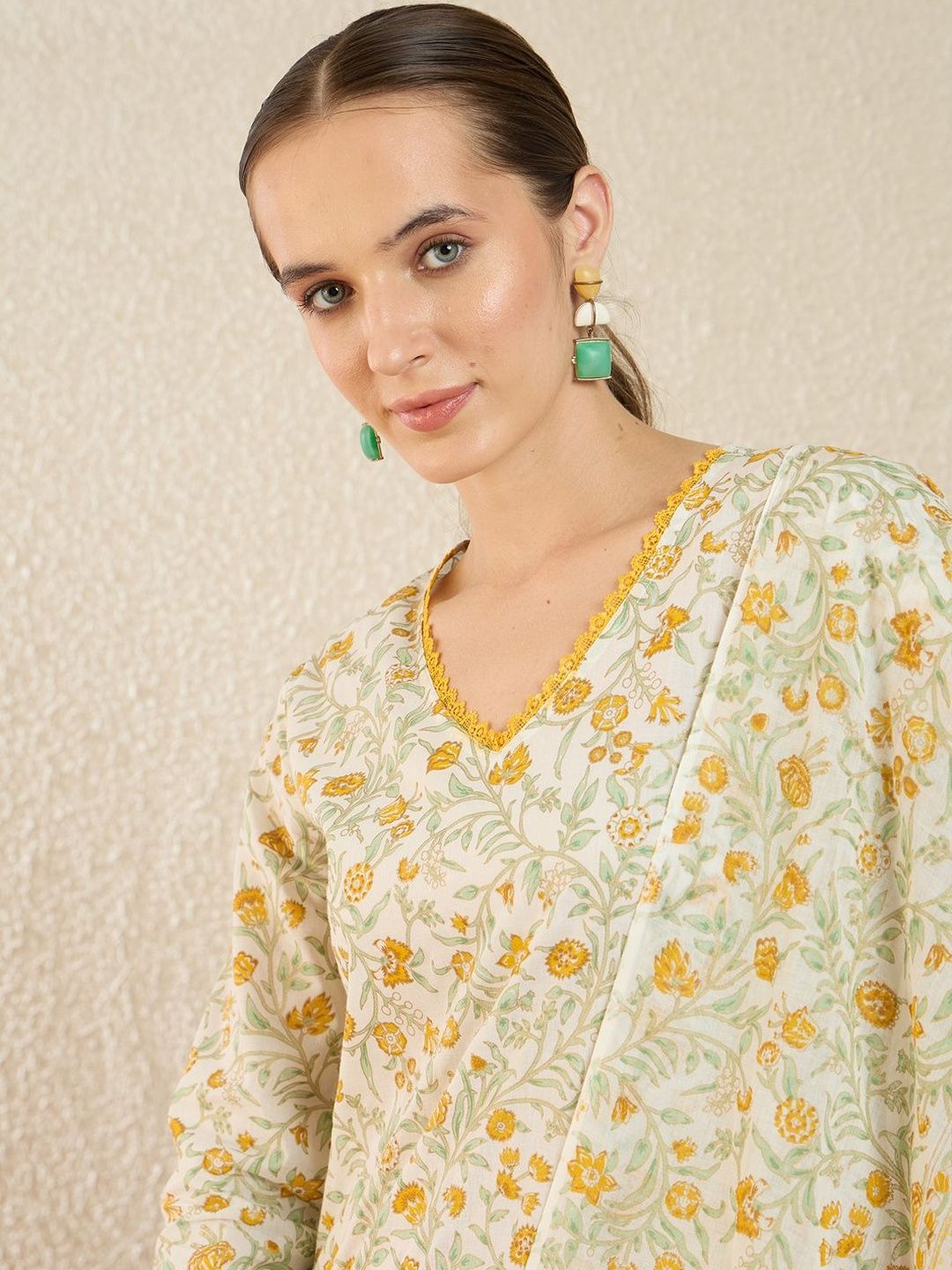 Floral Printed Pure Cotton Straight Kurta With Trousers & Dupatta