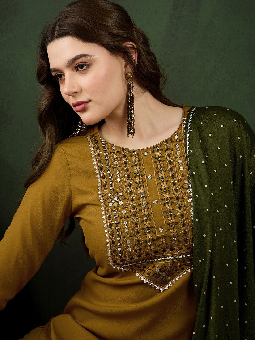 Zari Sequence Embroidered With Gotapatti Kurta With Trouser Kurta Set
