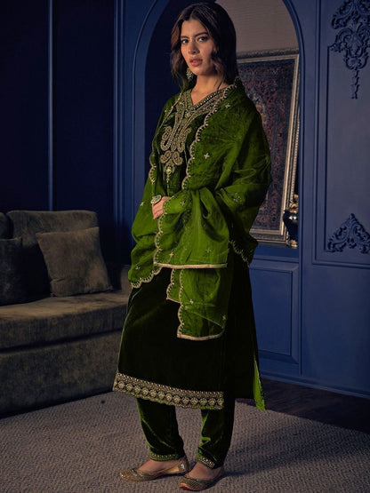Dhiyona CH Women Ethnic Motifs Embroidered Regular Velvet Kurta with Trousers & With Dupatta