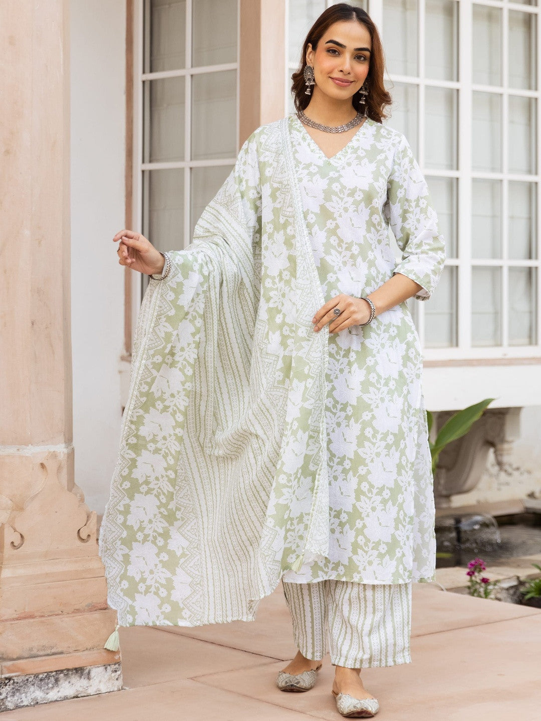 Dhiyona SN Printed Pure Cotton Straight Kurta With Trousers & Dupatta