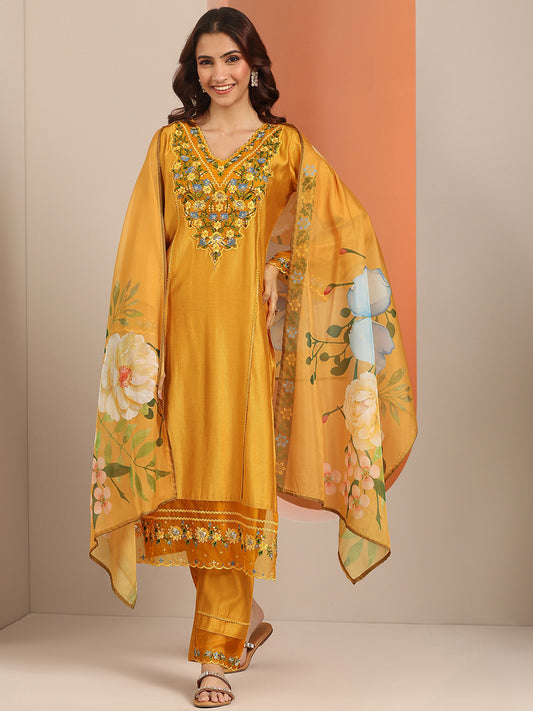 Women Floral Embroidered Regular Thread Work Kurta with Trousers & Dupatta
