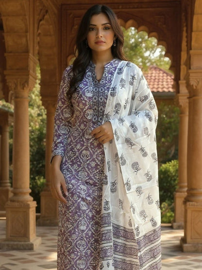 Women Ethnic Motifs Printed Cotton Kurta with Trousers & Dupatta