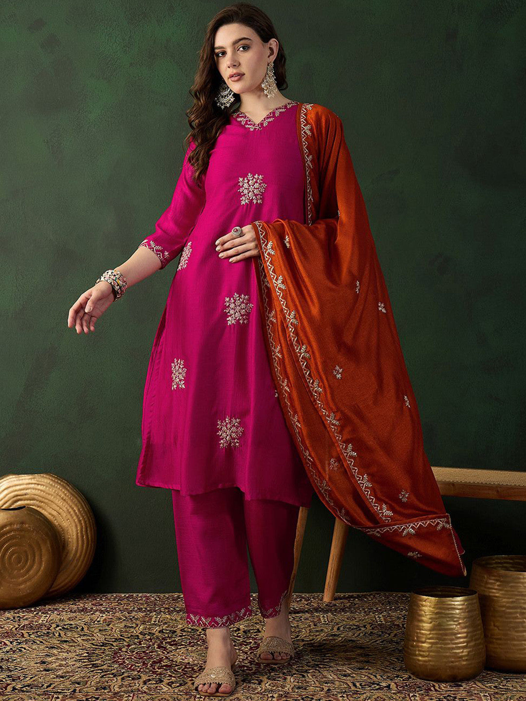 Dhiyona SN Embroidered Kurta Set With Dupatta