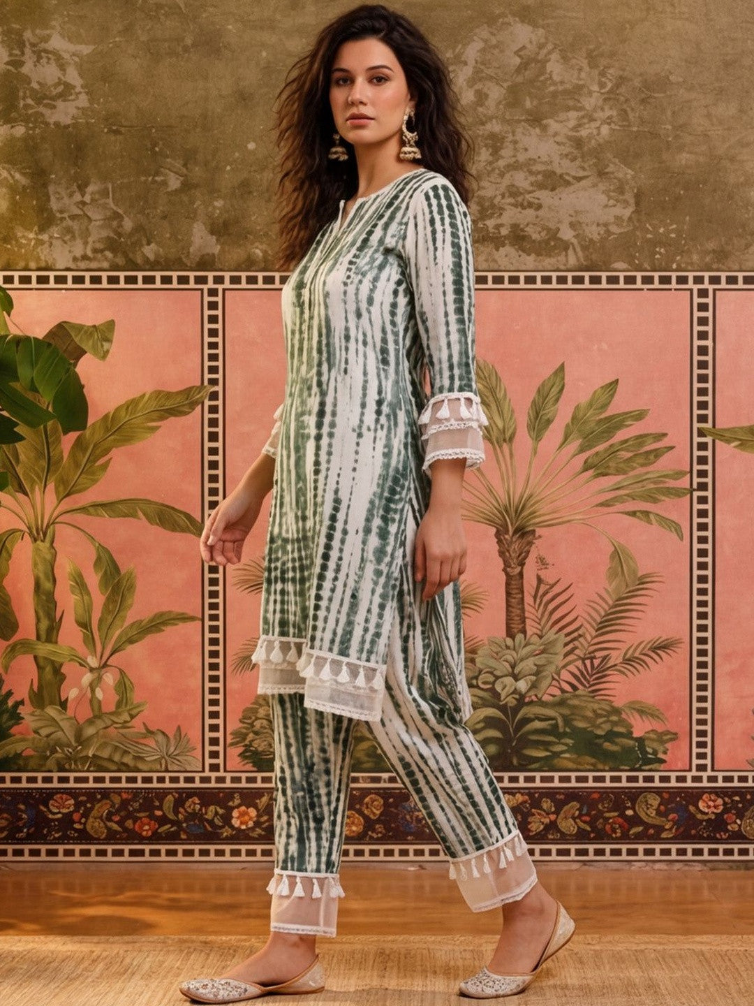 Geometric Printed Pure Cotton Round Neck Kurta & Trousers