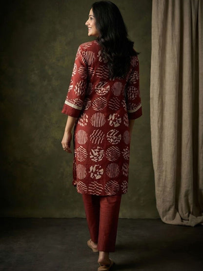 Printed V-Neck Kurta & Trousers