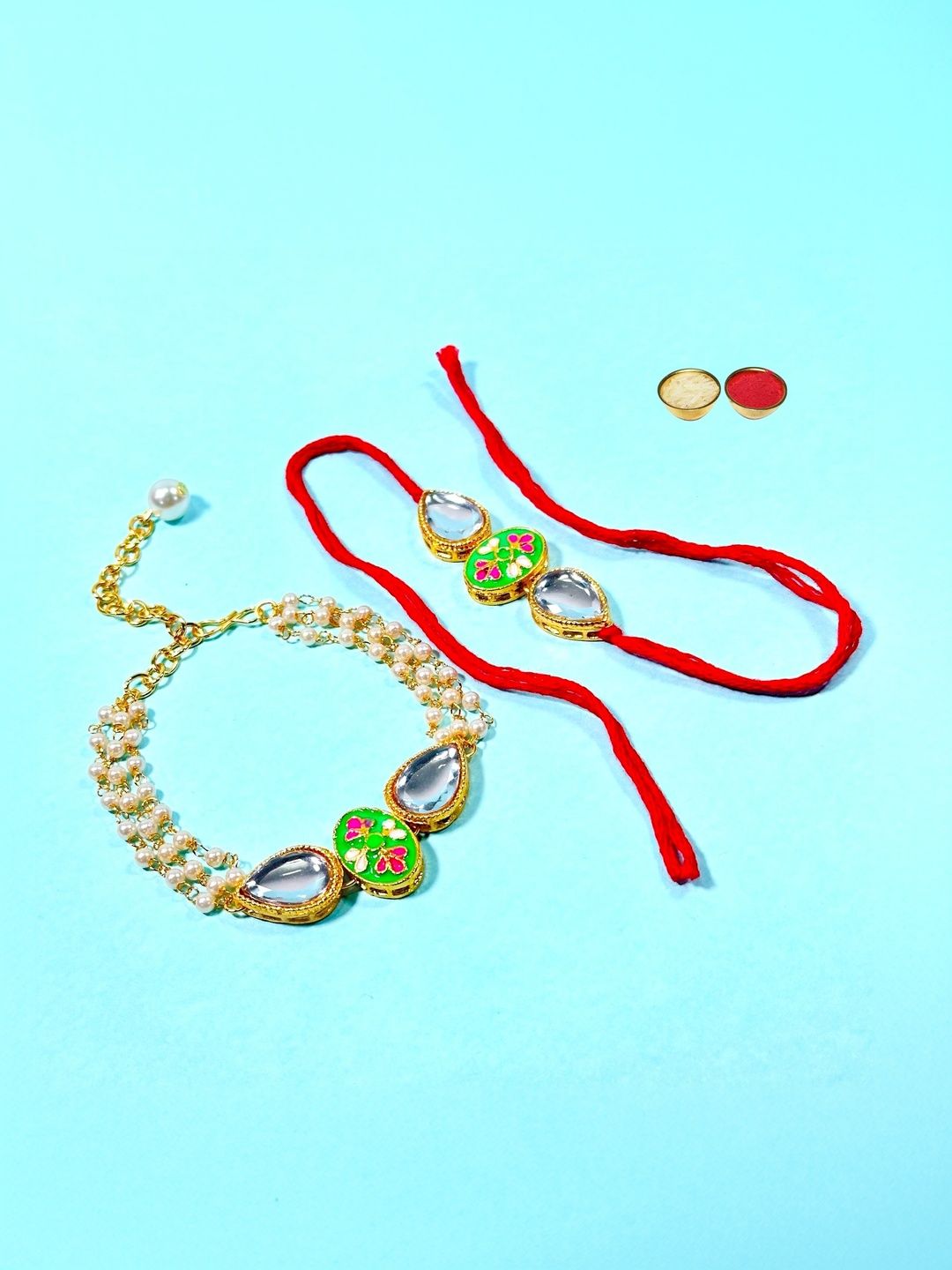 Dhiyona Rakhi