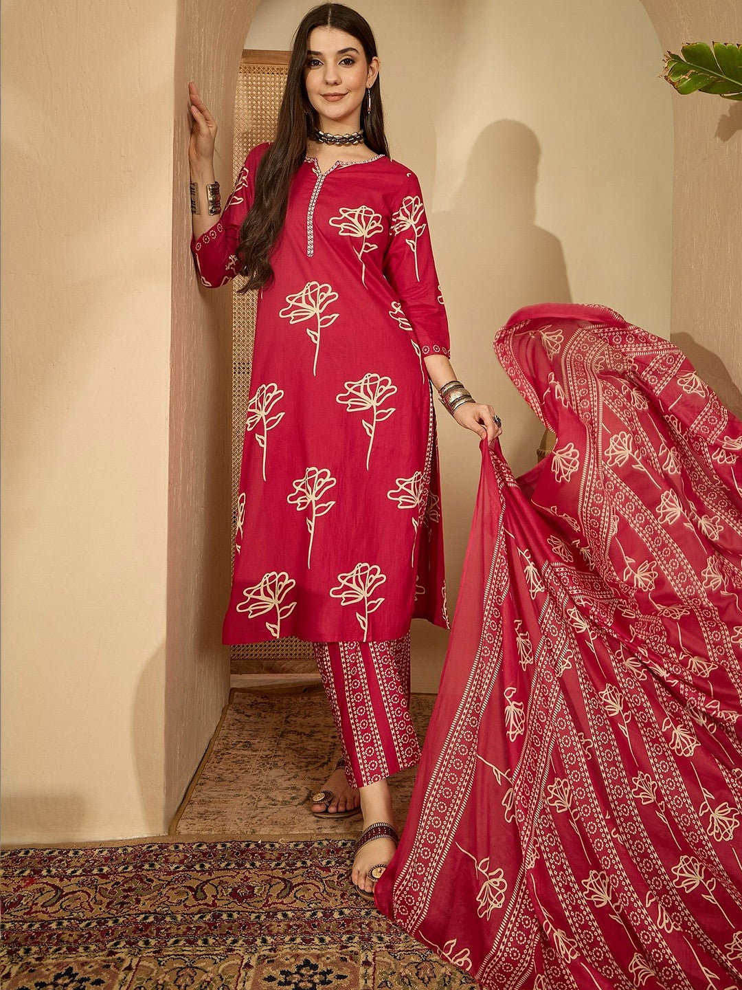 Dhiyona SN Printed Pure Cotton Round Neck Kurta & Trousers Kurta Set