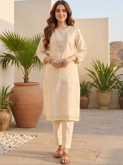 Off White Women Ethnic Motifs Embroidered Regular Thread Work Kurta with Trousers & With Dupatta