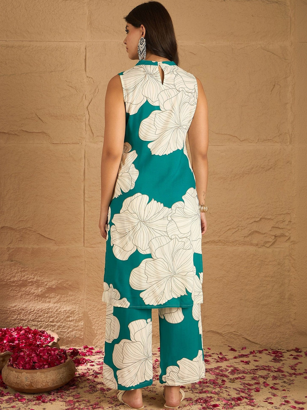 Floral Printed Round Neck Kurta & Trousers