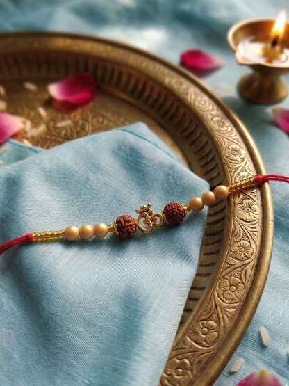 Dhiyona Rakhi