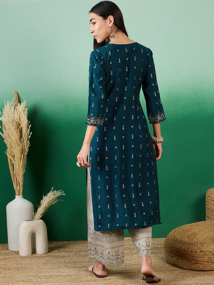 Women Floral Thread Work Round Neck Kurta Sets