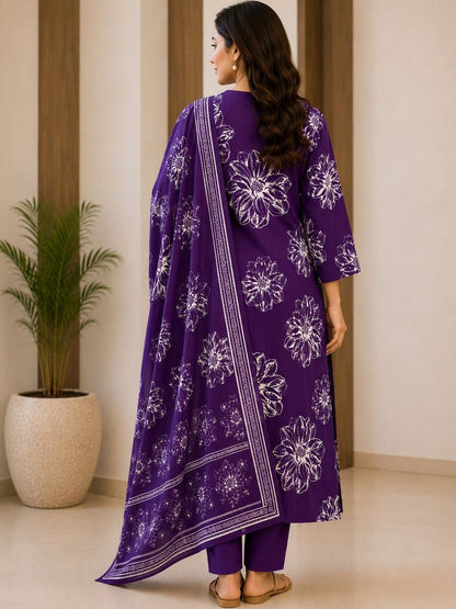 Women Floral Printed Regular Pure Cotton Kurta with Trousers & With Dupatta