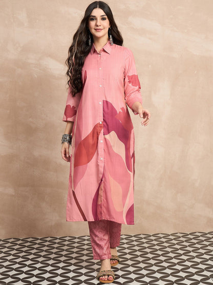 Floral Printed Straight Kurta with Trousers