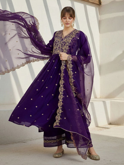 Dhiyona CH Women Ethnic Motifs Embroidered Regular Thread Work Kurta with Trousers & With Dupatta