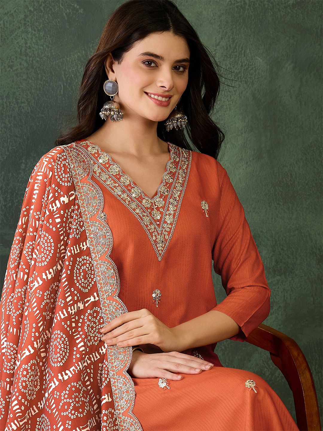 Dhiyona KL Zari Floral Embroidered V-Neck Straight Kurta With Trousers & Dupatta