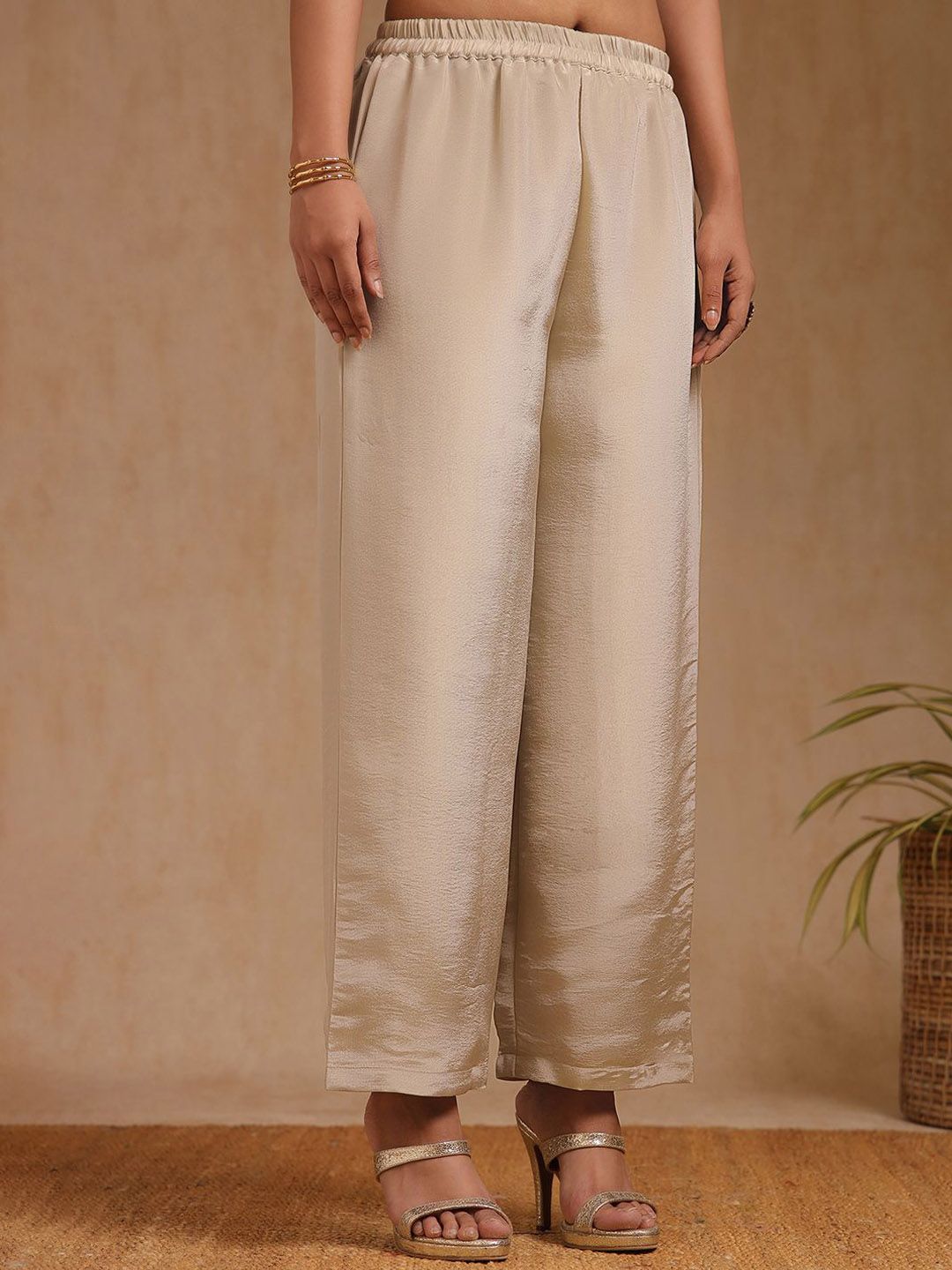 Dhiyona SO Women's Women Ethnic Motifs Embroidered Sequinned Kurta with Trousers