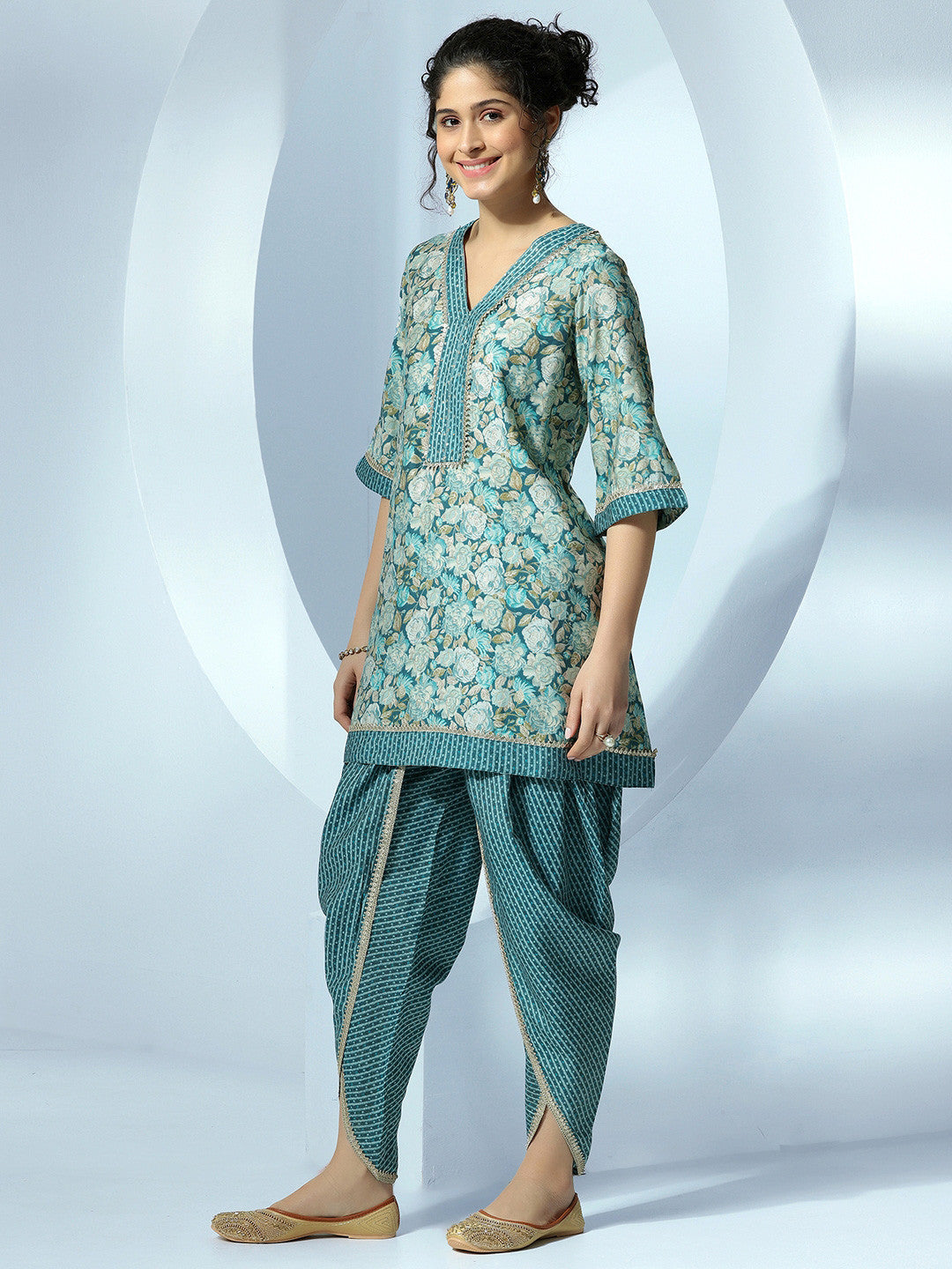 Women Floral Printed Regular Gotta Patti Kurta with Dhoti Pants