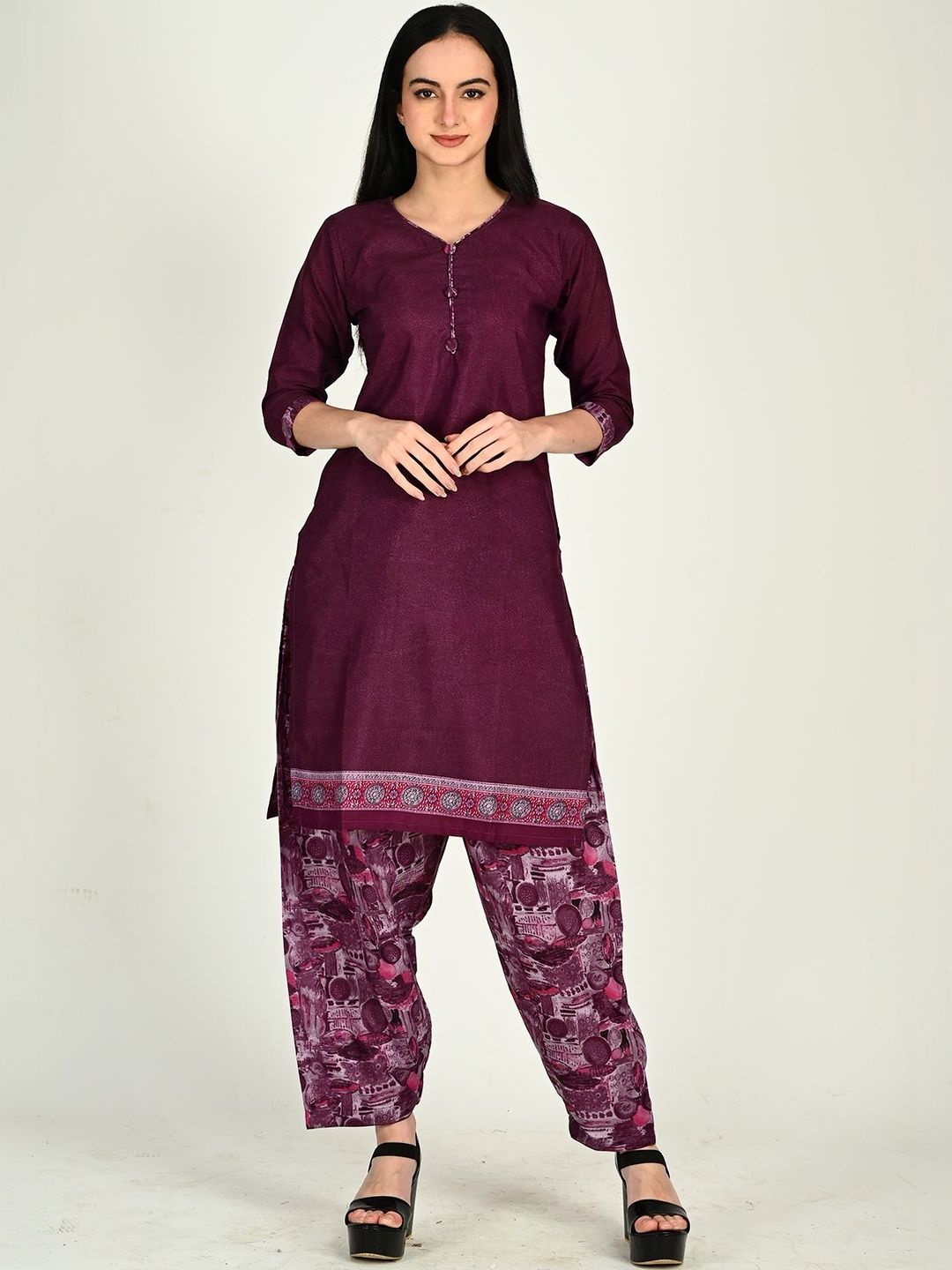 Dhiyona KL Women Ethnic Motifs Regular Kurta with Patiala & With Dupatta