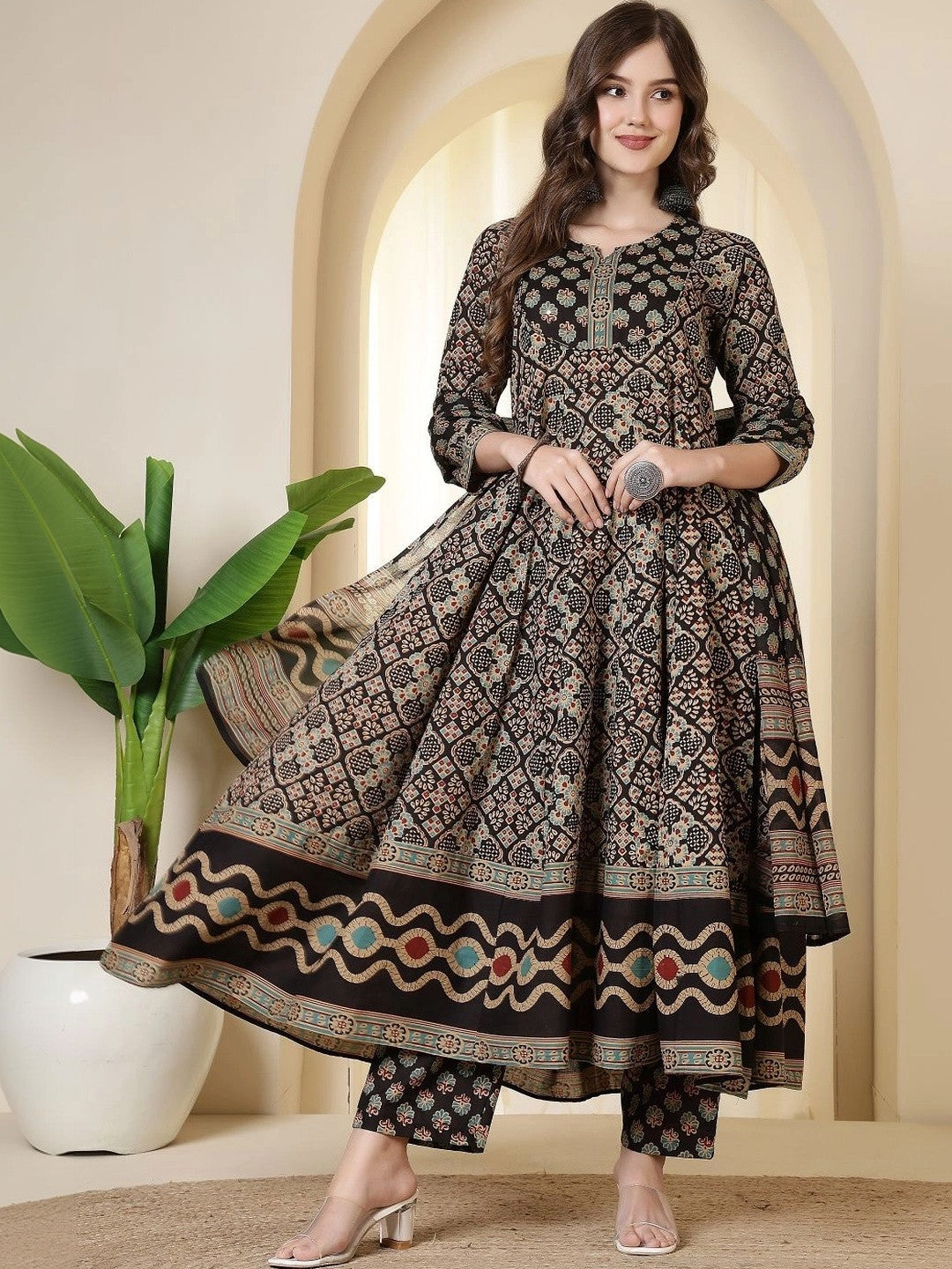 Women Ethnic Motifs Printed Regular Pure Cotton Kurta with Trousers & With Dupatta