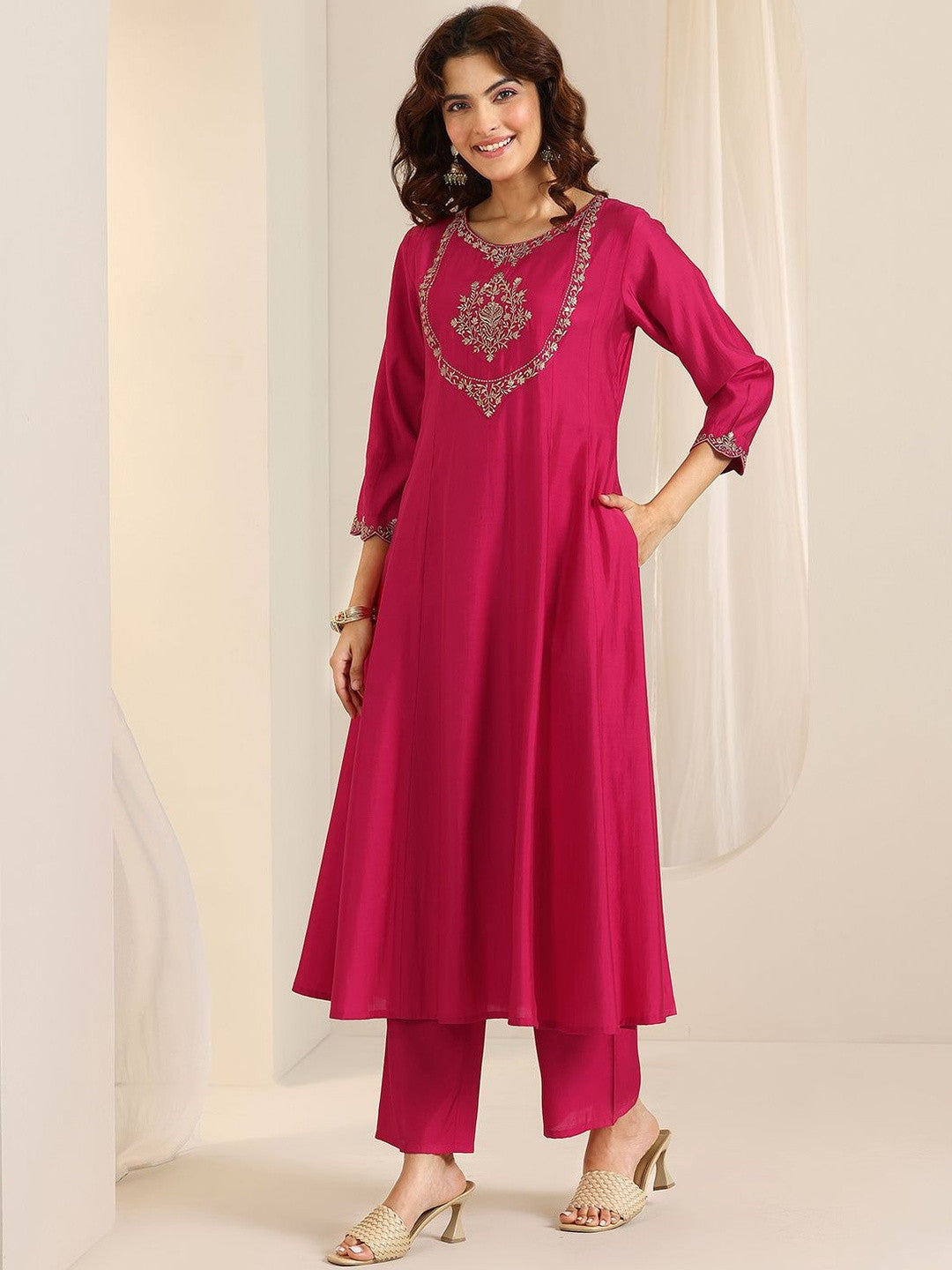 Floral Yoke Design Thread Work A-Line Kurta With Trousers & Dupatta
