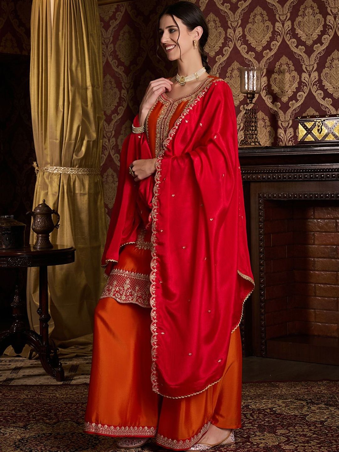 Dhiyona CH Embroidered Kurta Set with Contrast Dupatta