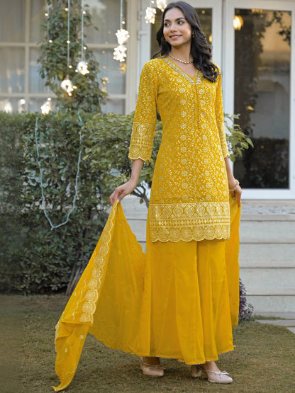 Dhiyona HOP Floral Motifs Embroidered Scalloped Short Kurta & Sharara With Dupatta