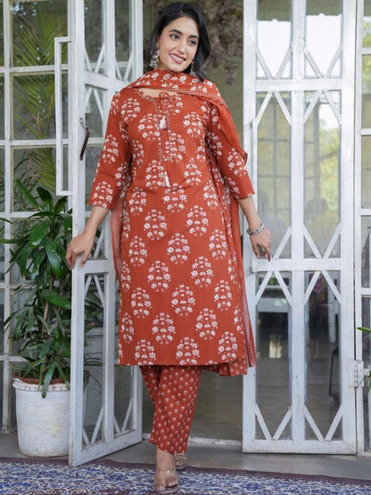 Dhiyona KL Women Floral Printed Regular Pure Cotton Kurta with Trousers & With Dupatta