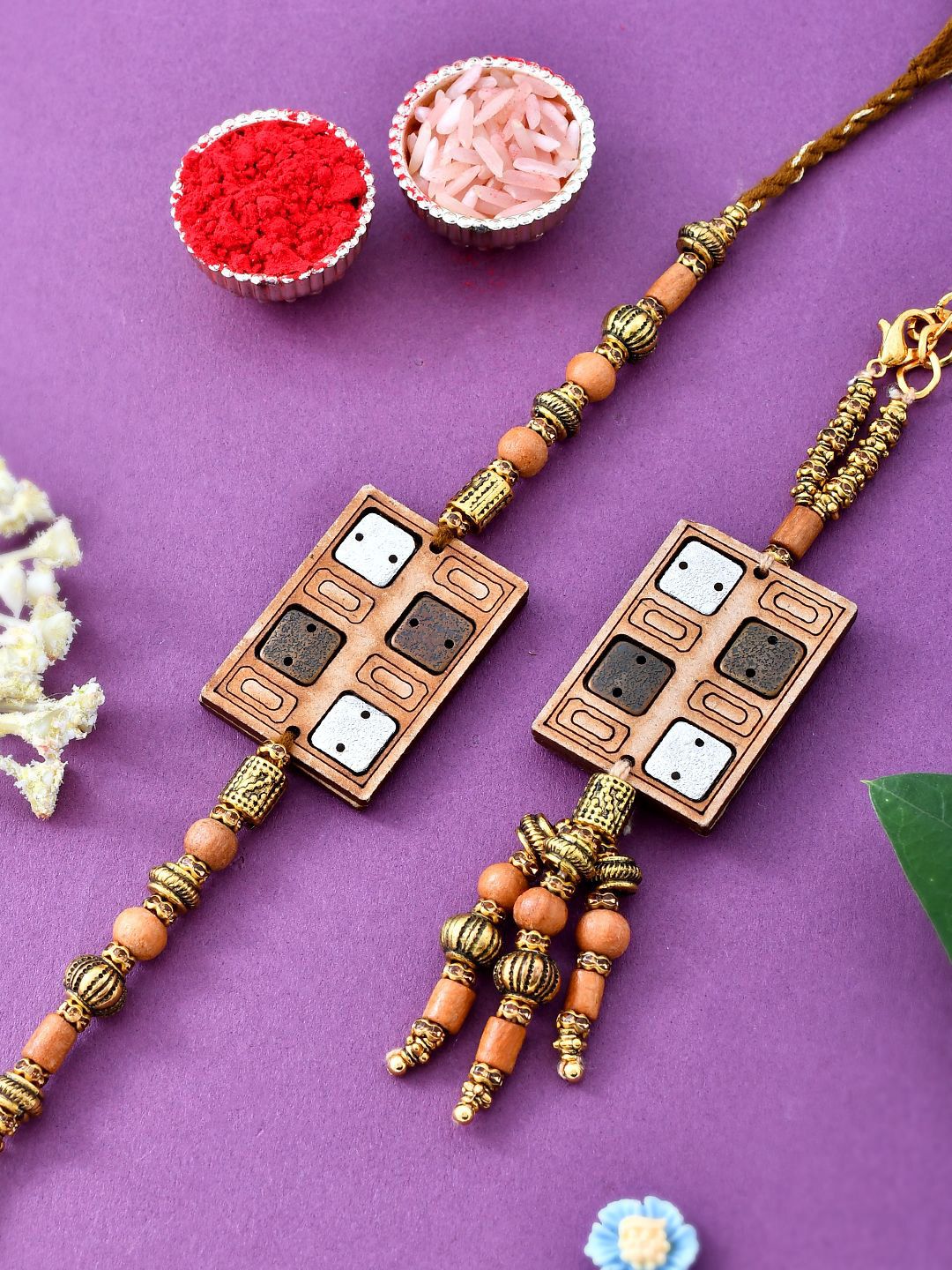 Dhiyona Bhaiya Bhabhi Rakhi With Roli Chawal & Card