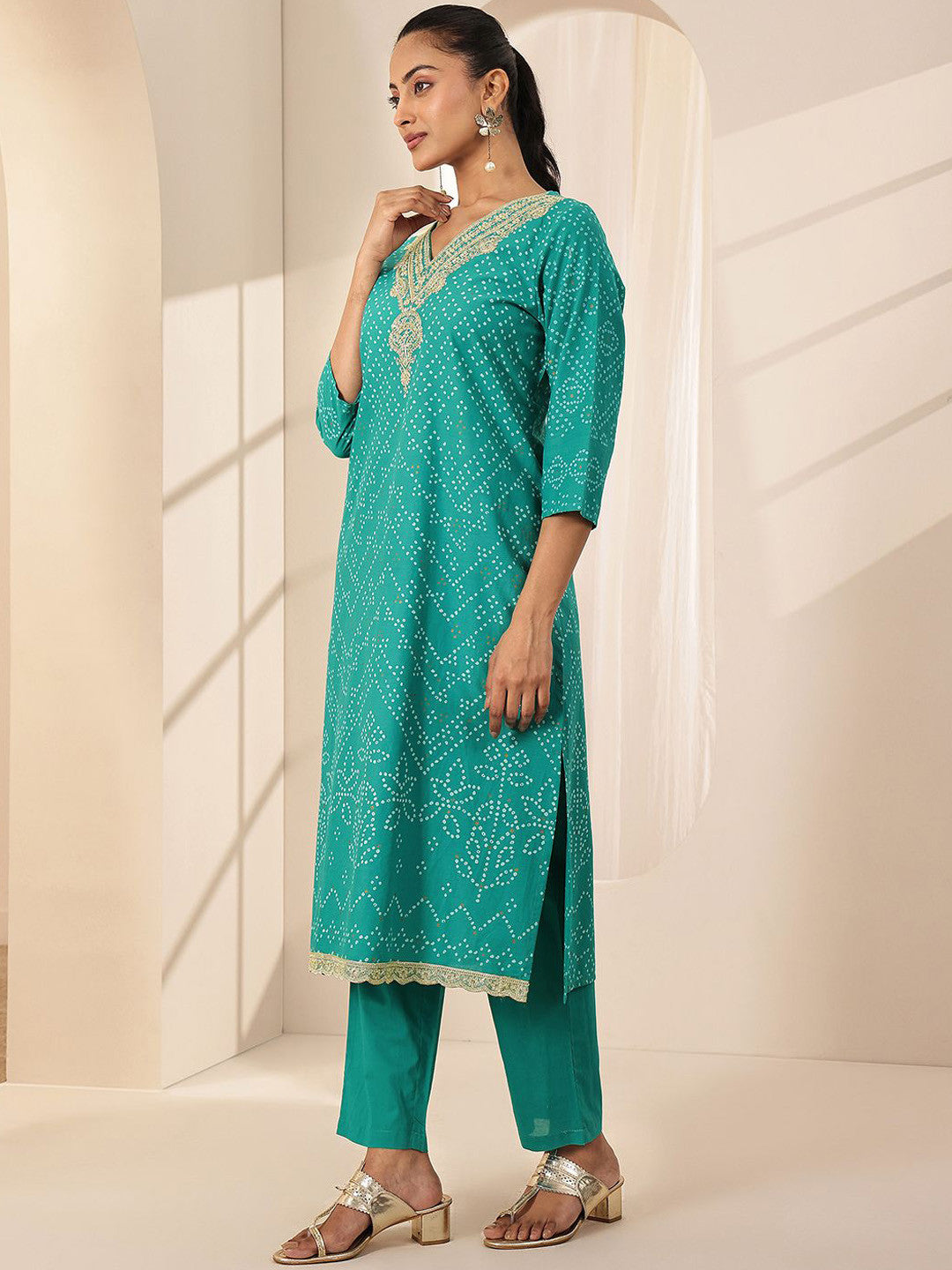 Bandhani Printed Sequinned Straight Kurta with Trouser & Dupatta