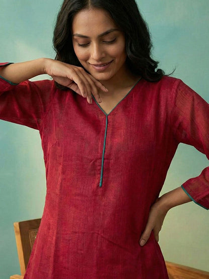 Dhiyona CH Women Dyed Regular Kurta with Trousers