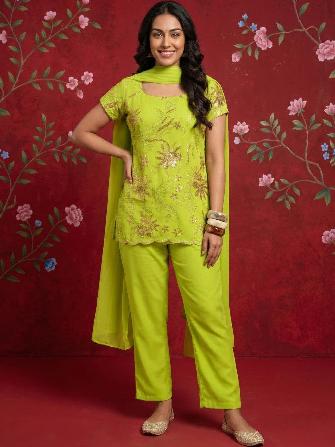 Dhiyona SN Women Floral Embroidered Regular Sequinned Kurta with Trousers & With Dupatta