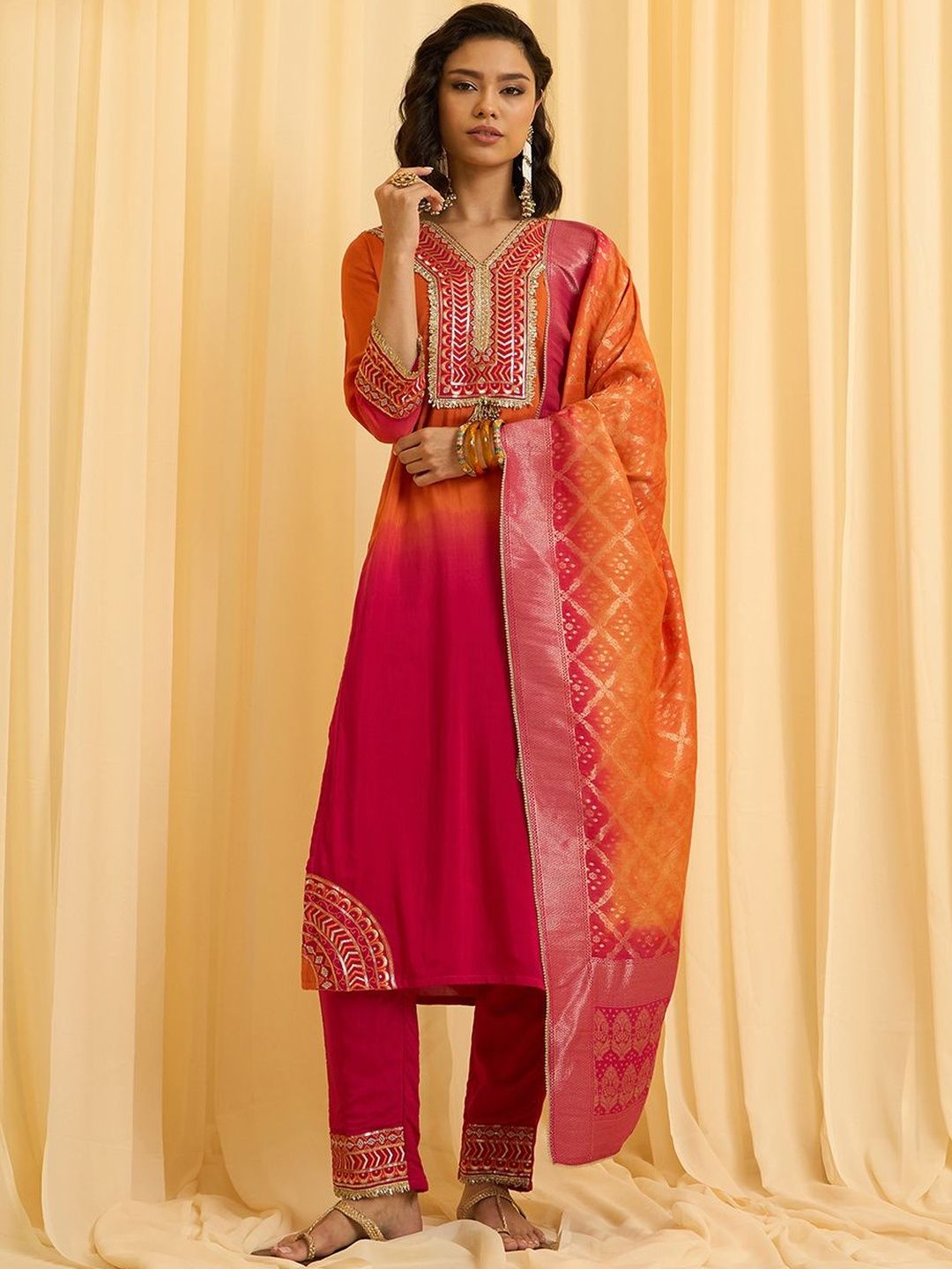 Dhiyona CH Floral Embroidered V-Neck Straight Sequinned Kurta With Trousers & Dupatta