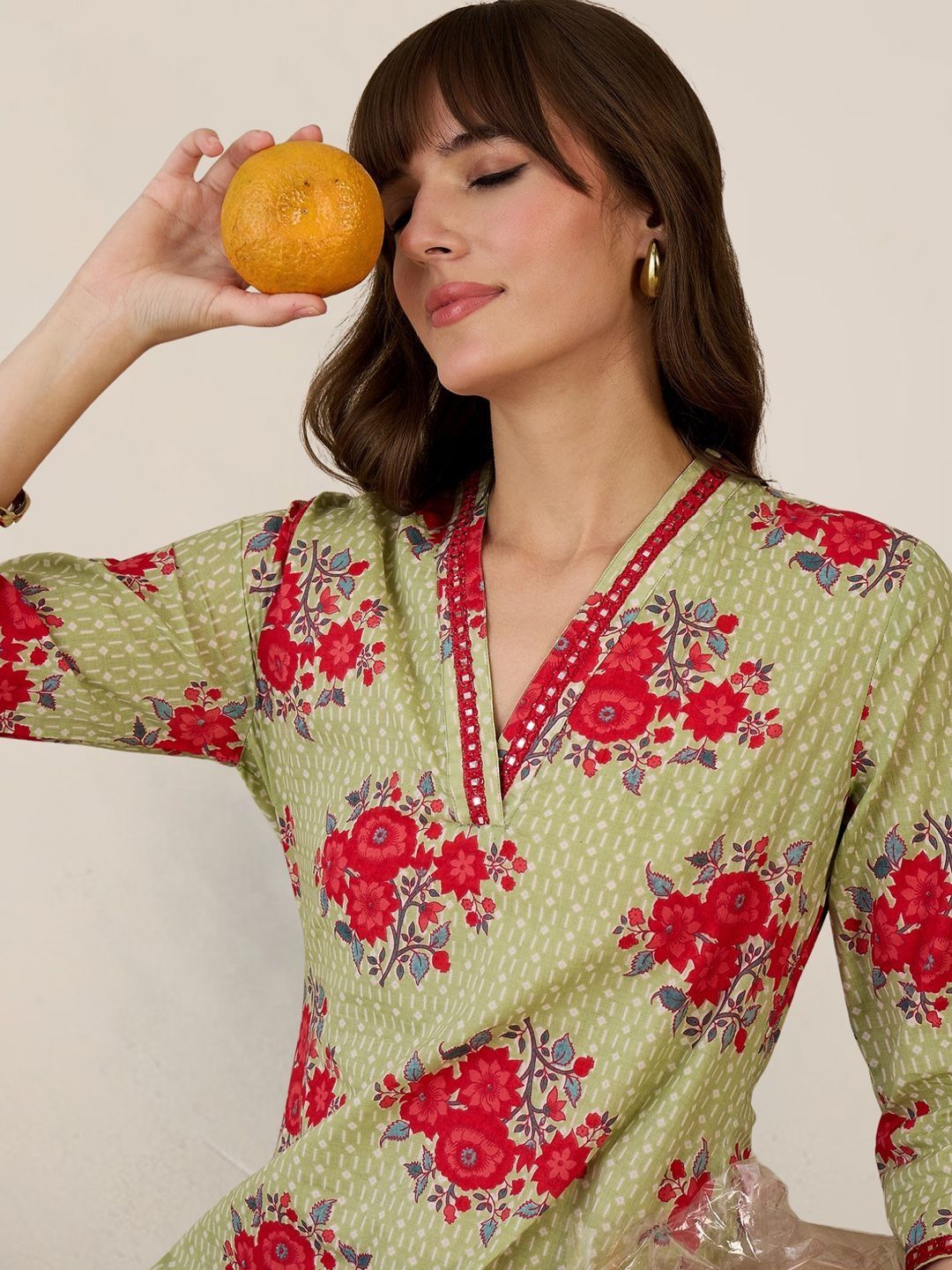 Dhiyona IE Women Floral Printed Regular Mirror Work Pure Cotton Kurta with Trousers