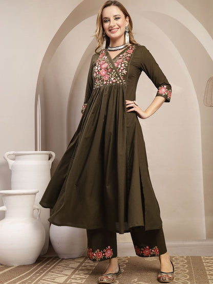 Women Floral Embroidered Angrakha Thread Work Pure Cotton Kurta with Palazzos & With Dupatta
