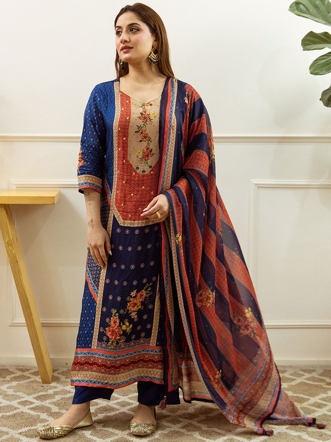 Dhiyona KL Women Ethnic Motifs Printed Regular Sequinned Kurta with Palazzos & With Dupatta