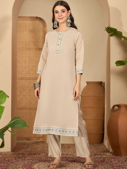Women Embroidered Regular Thread Work Kurta with Trousers & With Dupatta