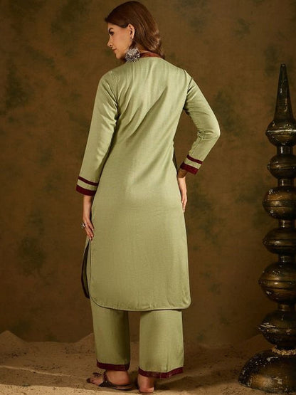 Mandarin Collar Kurta & Trousers