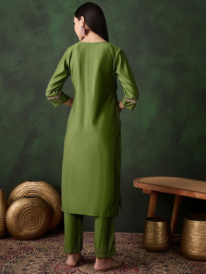 Ethnic Motifs Yoke Design Sequinned Straight Kurta With Trouser