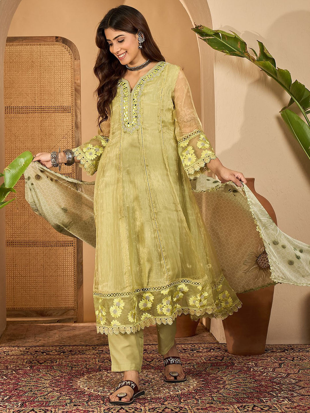 Women Floral Embroidered Anarkali Kurta with Trousers & Dupatta