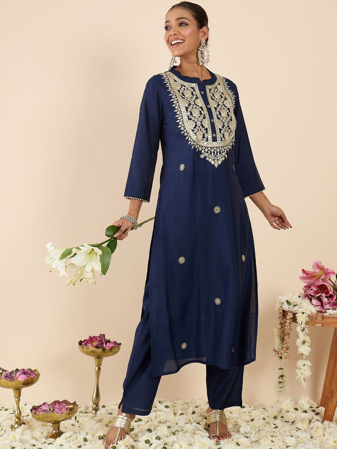 Women Ethnic Motifs Embroidered Regular Kurta with Trousers