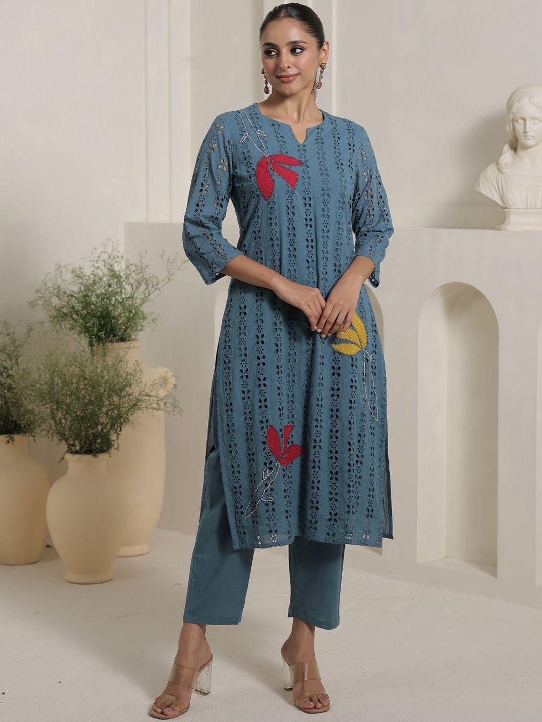 Dhiyona IE Women Floral Embroidered Regular Thread Work Pure Cotton Kurta with Trousers